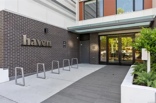 Victoria, BC V8V 0H2,1115 Johnson St #217