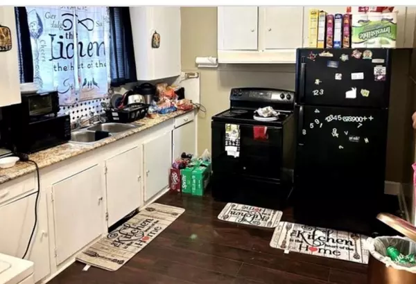 Shreveport, LA 71104,2812 Elm Street