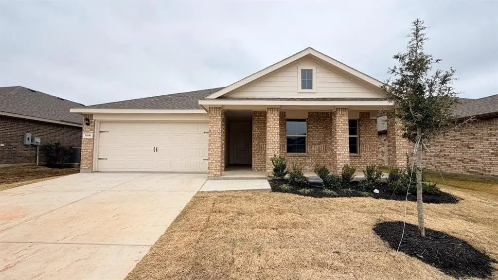 556 ARROYO Drive, Cleburne, TX 76033
