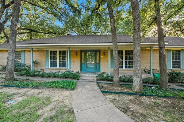 Denton, TX 76205,924 Ridgecrest Circle