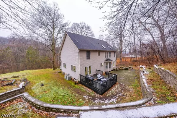 Knowlton Twp., NJ 07832,123 Vail Rd