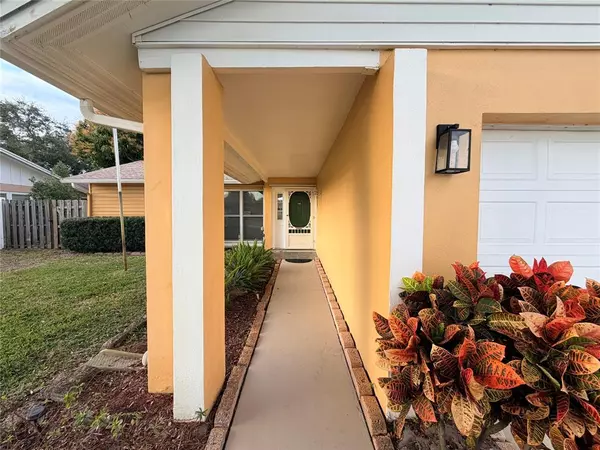 Largo, FL 33774,13653 Serena Drive