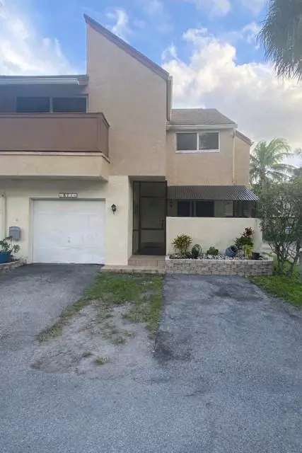 871 NW 81st Ter #1, Fort Lauderdale, FL 33324