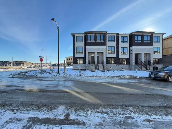 Richmond Hill, ON L4E 1P5,3 Helmkay AVE