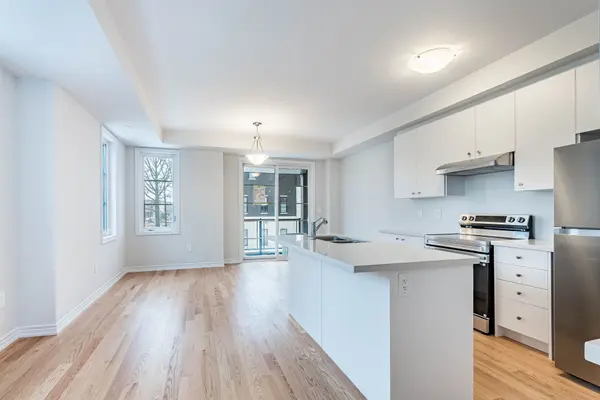 Mississauga, ON L5V 2V9,5907 Saigon ST