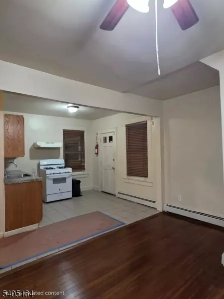 Elizabeth City, NJ 07202,432 Grier Ave