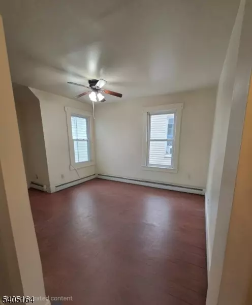 Elizabeth City, NJ 07202,432 Grier Ave