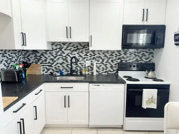 Margate, FL 33063,7505 NW 5th Pl #203