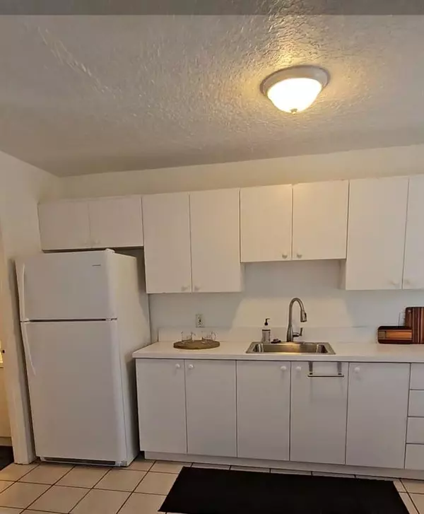 Stuart, FL 34994,1021 SE Monterey Rd #1-39