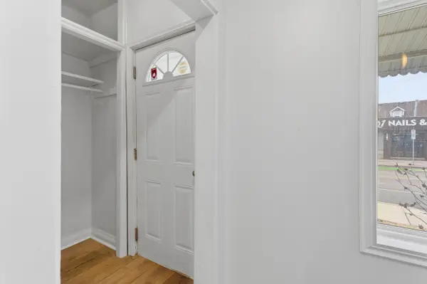 St. Catharines, ON L2S 1R1,25 Pelham RD #Upper