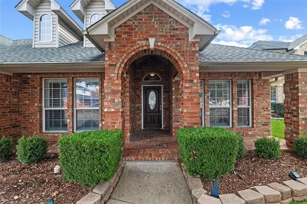 Grand Prairie, TX 75052,5867 Grayco Drive