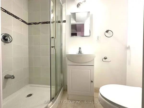 Toronto E07, ON M1S 2Z5,5 Lockdare ST #BSMT