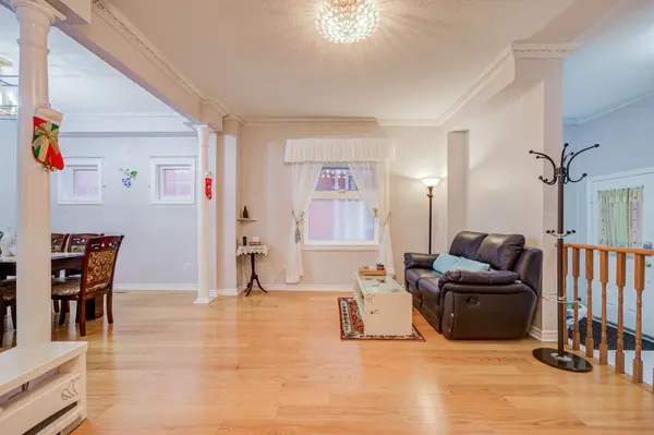 Markham, ON L3R 4Z2,25 Eastpine DR