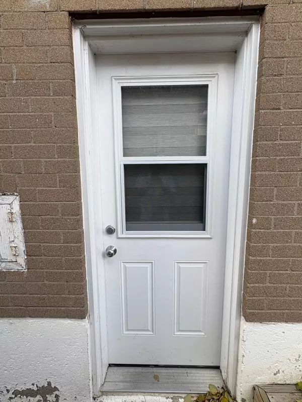 Brampton, ON L6T 1H7,124 Avondale Blvd (Basement) N/A