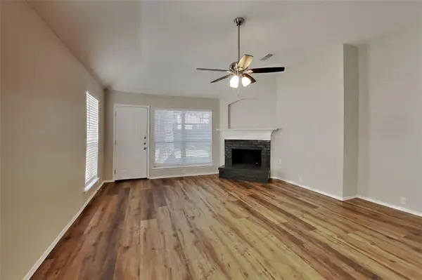 Burleson, TX 76028,523 Deerwood Drive