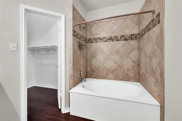 Allen, TX 75013,2010 Downing Street