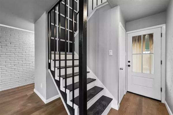 Dallas, TX 75243,10430 Las Brisas Drive