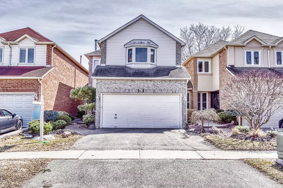 63 Ramblewood LN, Vaughan, ON L4J 6R9