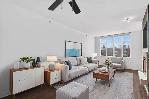 Victoria, BC V8V 3G7,999 Burdett Ave #415