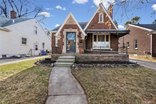 Center Line, MI 48015,8060 Edward AVE