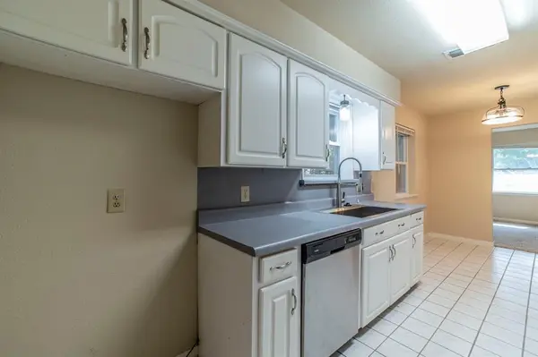 Midlothian, TX 76065,705 S 4th Street