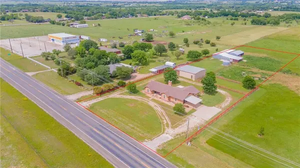 5229 Old Lorena Road,  Lorena,  TX 76655