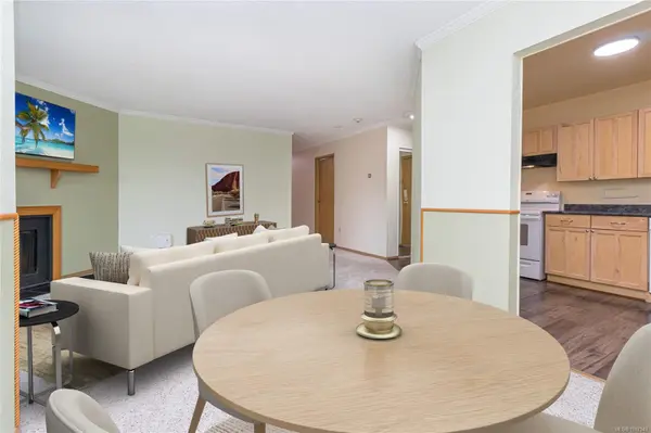 Saanich, BC V9A 7A9,75 Gorge Rd W #512