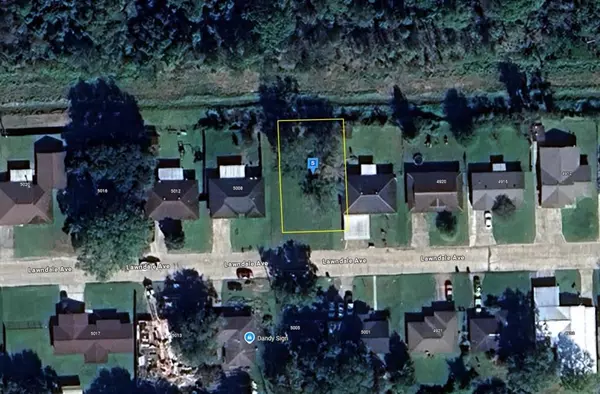 5004 Lawndale Avenue, West Orange, TX 77630