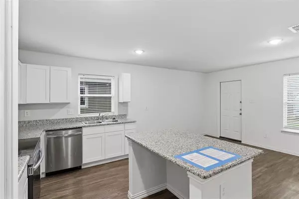 Gun Barrel City, TX 75156,104 Holiday Drive