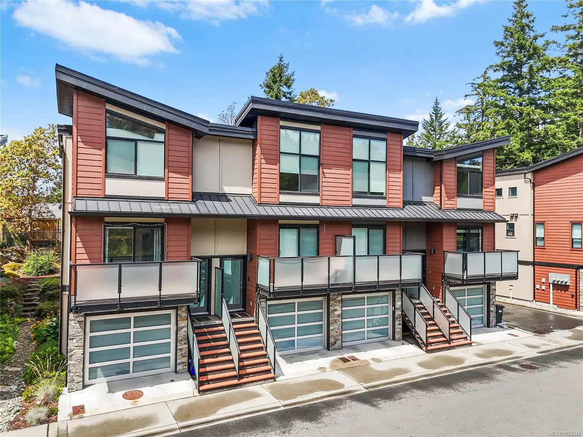 Langford, BC V9B 6L3,300 Phelps Ave #153