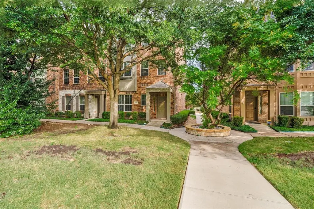 Addison, TX 75001,3912 Amberwood Drive