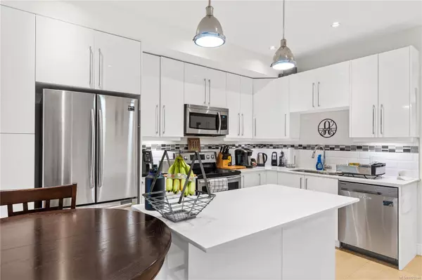 Langford, BC V9B 6L3,300 Phelps Ave #153