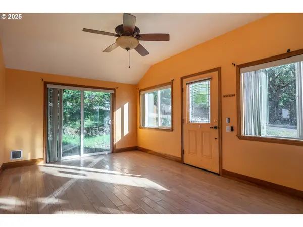 Oakland, OR 97462,839 UNION GAP LOOP RD