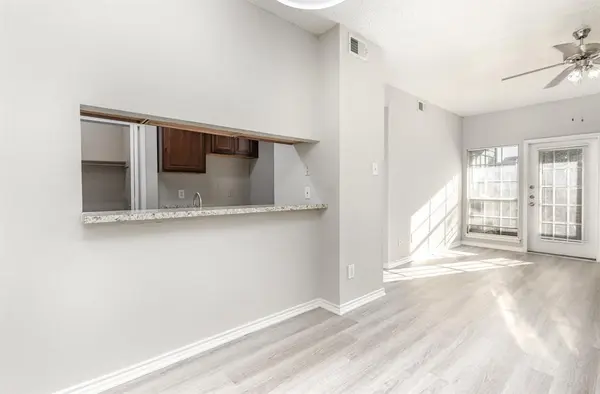 Irving, TX 75062,3607 W Northgate Drive #113