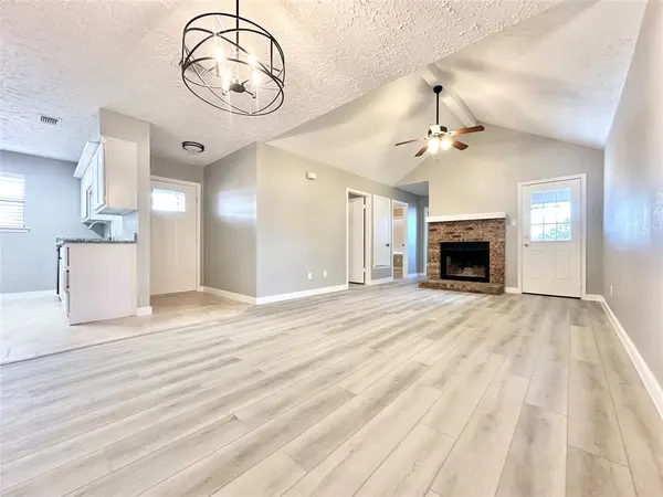 Denton, TX 76209,1002 Bull Run