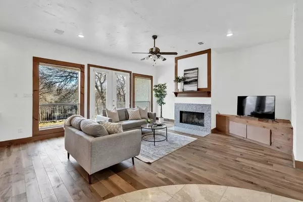 Cedar Hill, TX 75104,324 Rolling Oaks Ridge