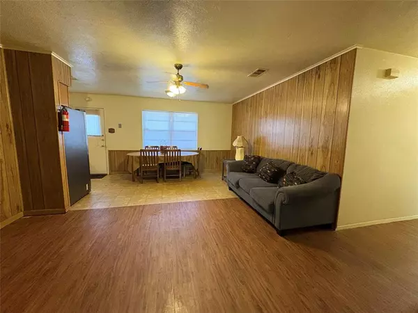 Duncanville, TX 75137,315 Linkmeadow Drive