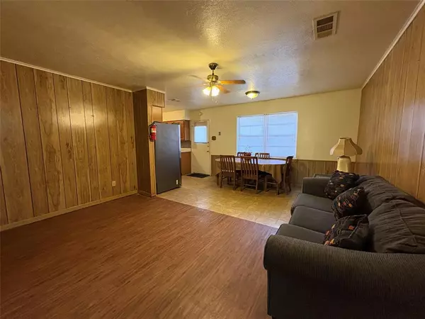 Duncanville, TX 75137,315 Linkmeadow Drive