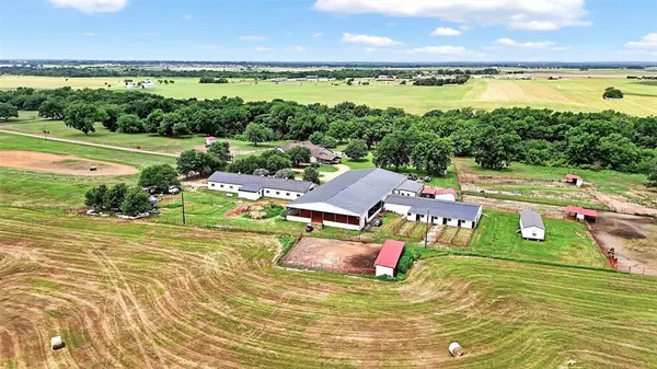 Collinsville, TX 76233,1717 Batey Road