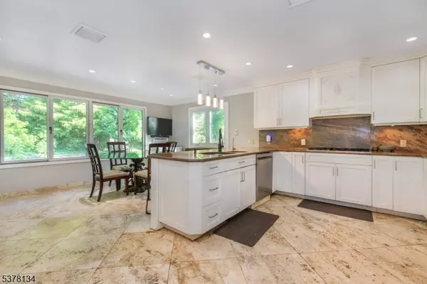 Warren Twp., NJ 07059,112 King George Rd