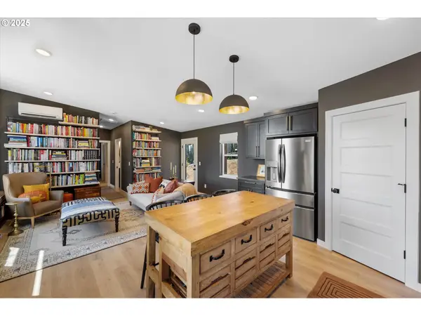 Kalama, WA 98625,810 TAYLOR RD