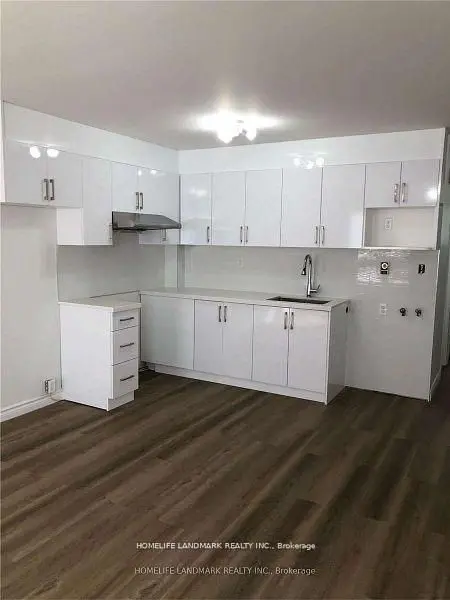 422 Queen ST W, Toronto C01, ON M5V 2A7