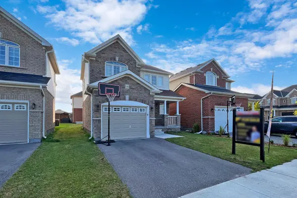 Oshawa, ON L1K 0T9,1502 Dunedin CRES
