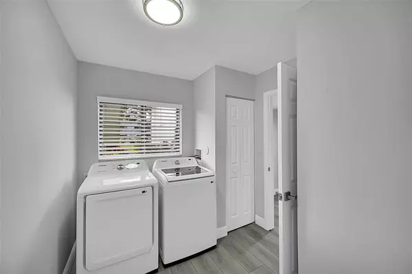 Delray Beach, FL 33484,15251 Lakes Of Delray Blvd #335