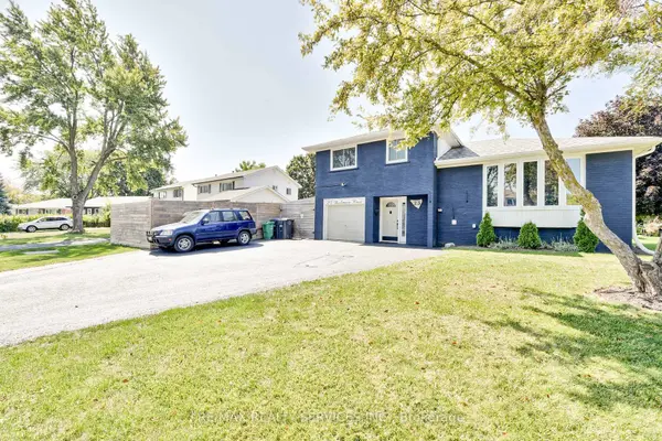 Brampton, ON L6X 2L5,23 Windermere CT