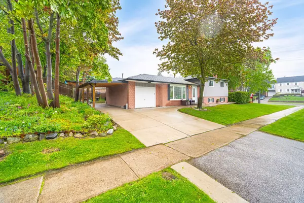 Caledon, ON L7E 2S8,175 Connaught CRES