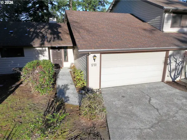 1733 ARCH LN, Brookings, OR 97415