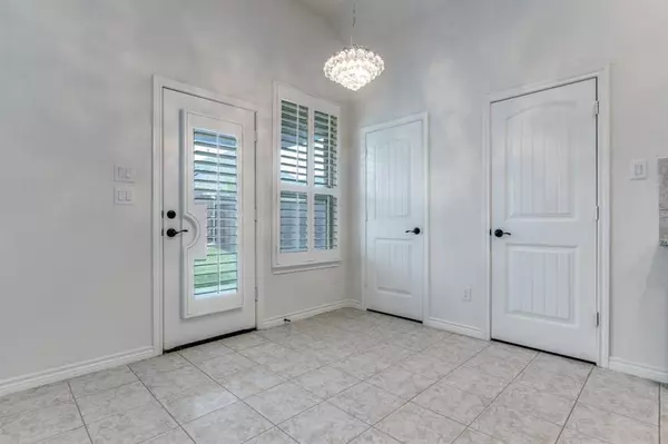 Aubrey, TX 76227,809 Orleans Square