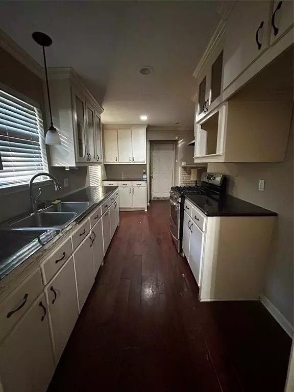 Dallas, TX 75224,659 W Pentagon Parkway