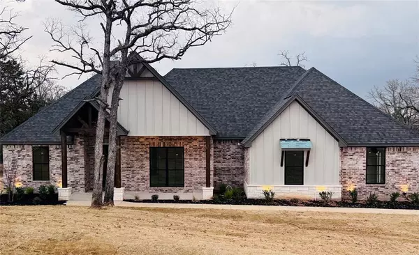 Azle, TX 76020,1064 Arbor Vista Drive